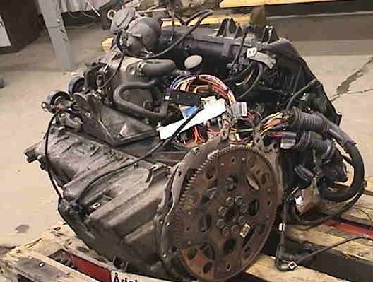Двигатель BMW 30 6D4 (M57) : фотография №2